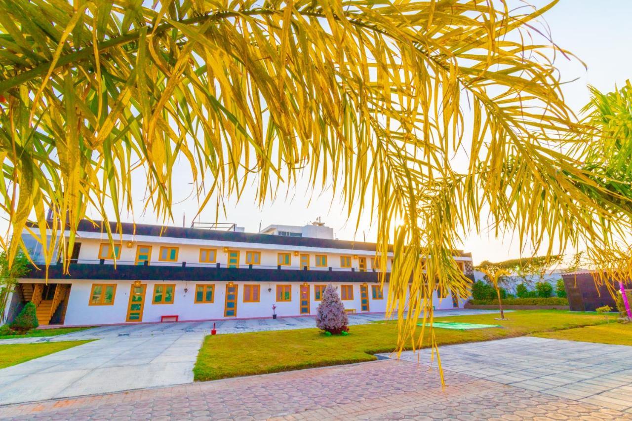 Pascual Inn Suites Чолула Екстер'єр фото