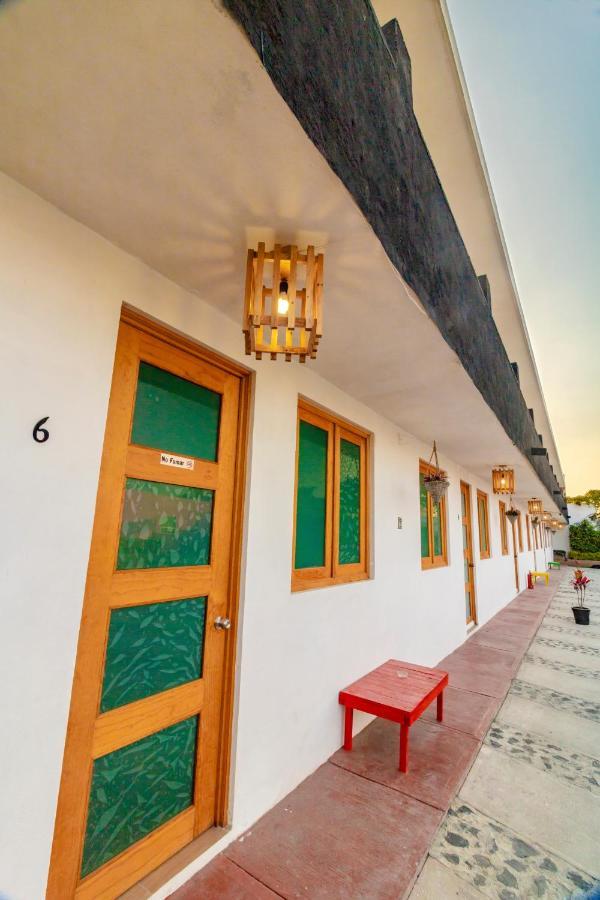 Pascual Inn Suites Чолула Екстер'єр фото